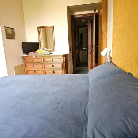 Casa Vincenzo 130 Mq Con Portico Ed Ingresso Esclusivo Dal Giardino *