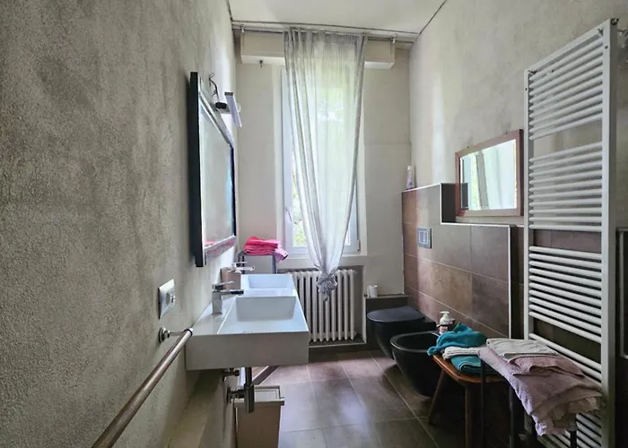 Casa Vincenzo 130 Mq Con Portico Ed Ingresso Esclusivo Dal Giardino Dom wakacyjny Felino