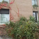 Casa Vincenzo 130 Mq Con Portico Ed Ingresso Esclusivo Dal Giardino * Felino