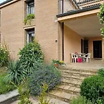 Hébergement de vacances Casa Vincenzo 130 Mq Con Portico Ed Ingresso Esclusivo Dal Giardino