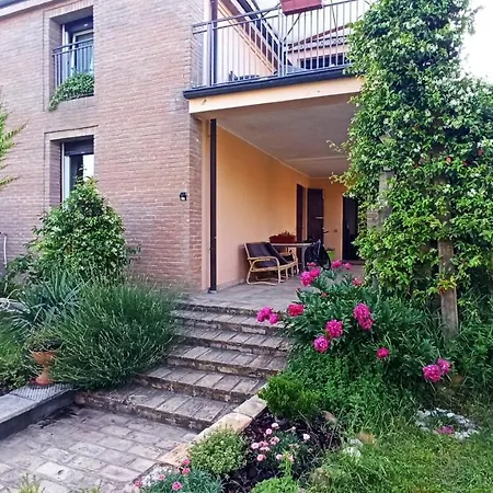 Casa Vincenzo 130 Mq Con Portico Ed Ingresso Esclusivo Dal Giardino