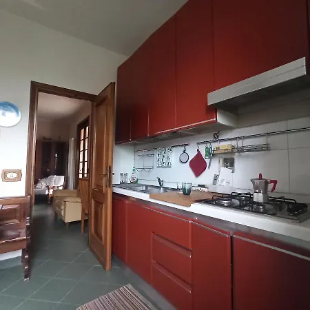 Casa Vincenzo 130 Mq Con Portico Ed Ingresso Esclusivo Dal Giardino Casa vacanze