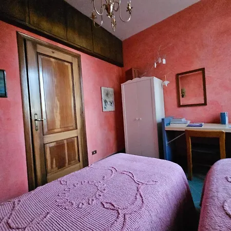 Casa Vincenzo 130 Mq Con Portico Ed Ingresso Esclusivo Dal Giardino Holiday home Felino