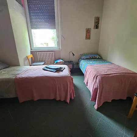 Feriehus Casa Vincenzo 130 Mq Con Portico Ed Ingresso Esclusivo Dal Giardino