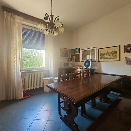 Casa Vincenzo 130 Mq Con Portico Ed Ingresso Esclusivo Dal Giardino * Felino