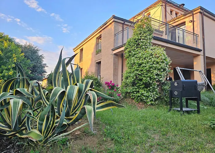 Feriehus Casa Vincenzo 130 Mq Con Portico Ed Ingresso Esclusivo Dal Giardino *