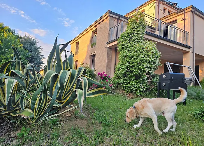 Casa Vincenzo 130 Mq Con Portico Ed Ingresso Esclusivo Dal Giardino *